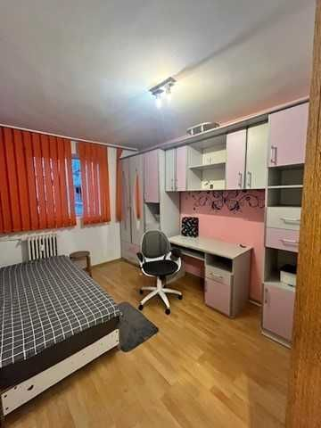 Drumul Taberei, Favorit,